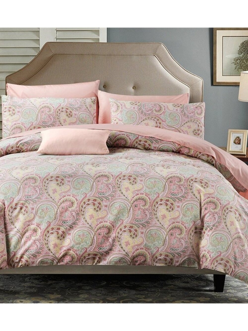 Luxury & Elegant Pink Boho Paisley Bedding 3-PCS Reversible Quilted Duvet Cover